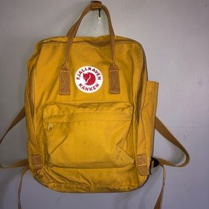 Mustard Yellow Fjallraven Kanken Classic Bag